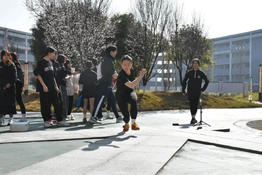 直击现场!2026年零陵区体育模考 第36张