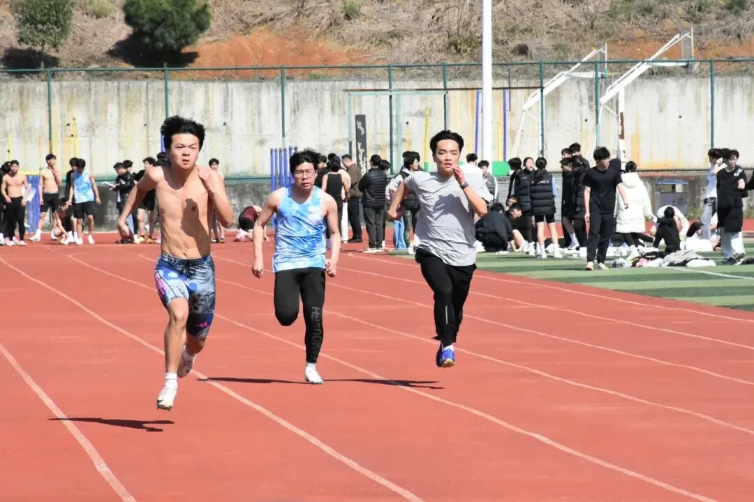 直击现场!2026年零陵区体育模考 第53张