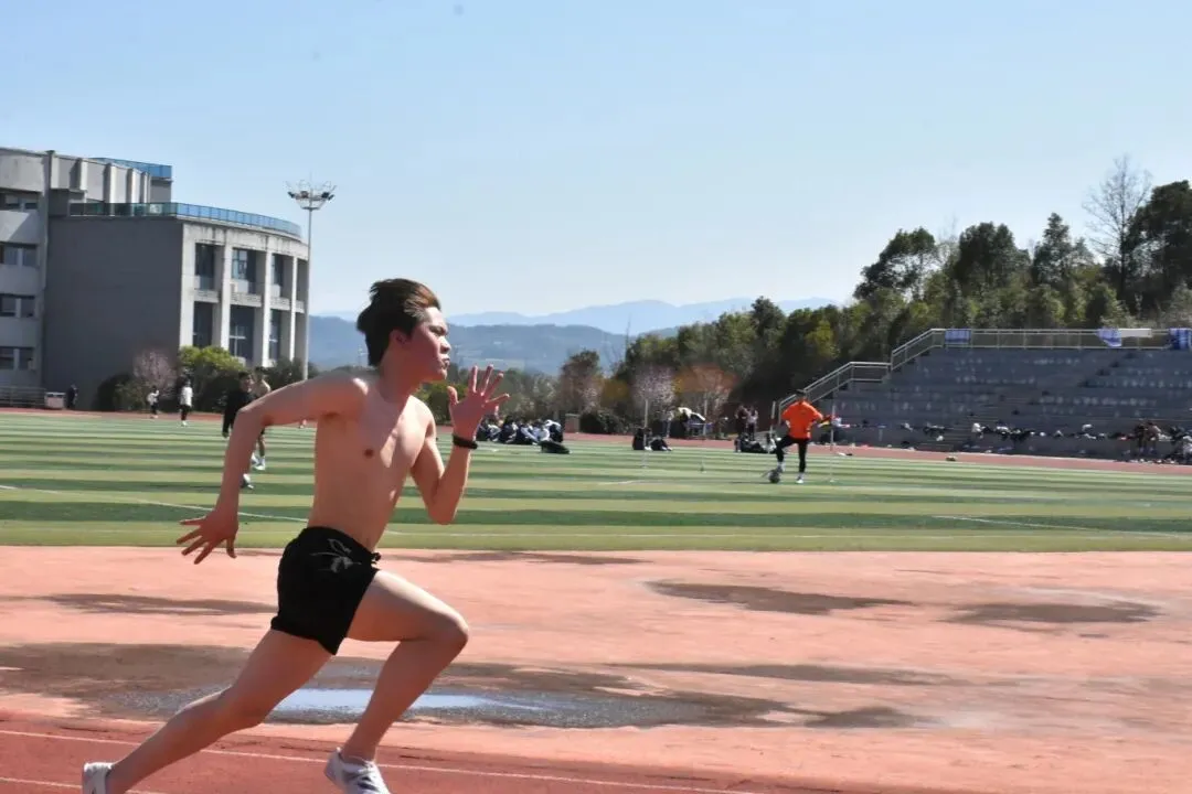 直击现场!2026年零陵区体育模考 第98张