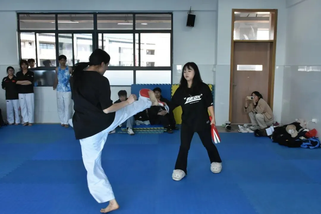 直击现场!2026年零陵区体育模考 第108张