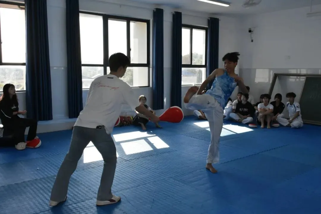 直击现场!2026年零陵区体育模考 第109张