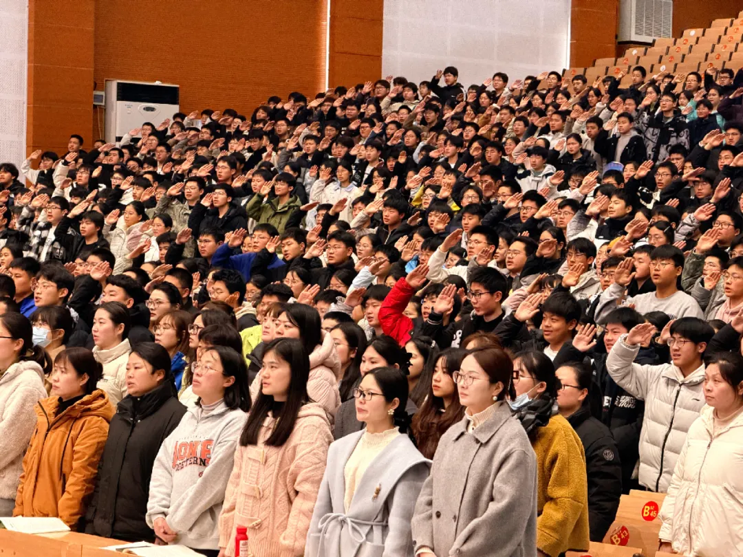 春启新程战中考 逐光笃行向未来 ——肥东圣泉中学九年级第二学期开学典礼圆满举行 第12张