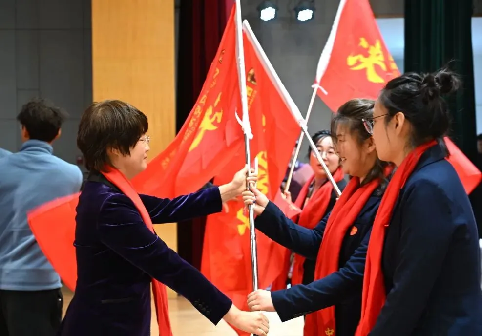 百日砺剑磨锋芒 今朝誓师赴中考 —西咸新区空港第一学校初三百日誓师大会燃情启幕 第11张