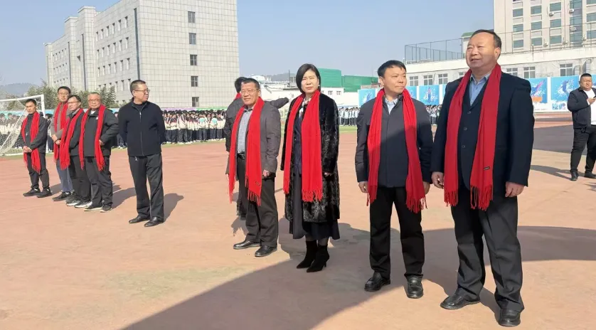 【全环境立德树人】百日砺剑,决胜中考——仲宫街道初级中学初三百日誓师大会隆重举行 第9张