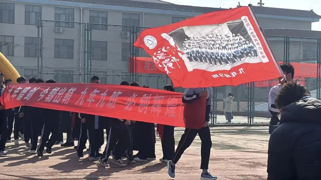 【全环境立德树人】百日砺剑,决胜中考——仲宫街道初级中学初三百日誓师大会隆重举行 第13张