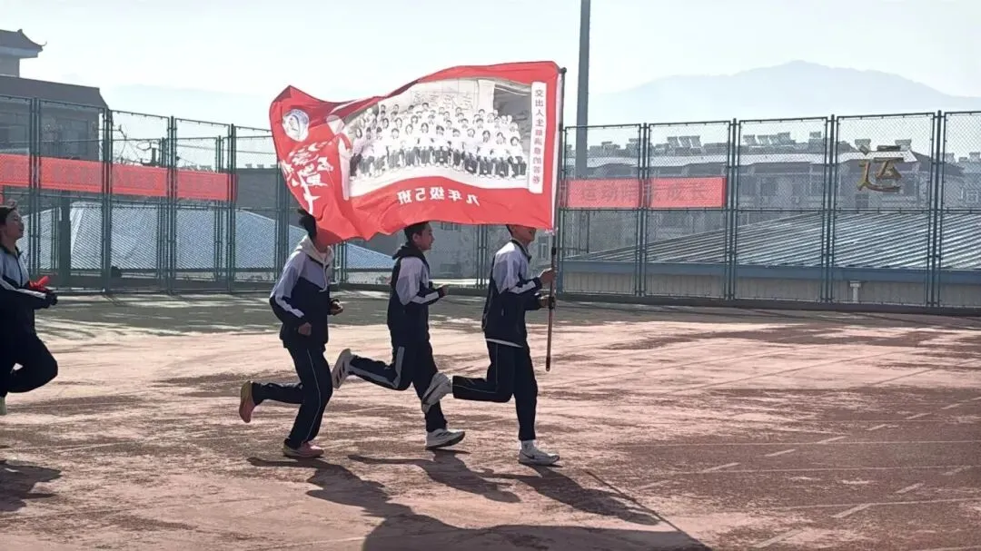 【全环境立德树人】百日砺剑,决胜中考——仲宫街道初级中学初三百日誓师大会隆重举行 第17张