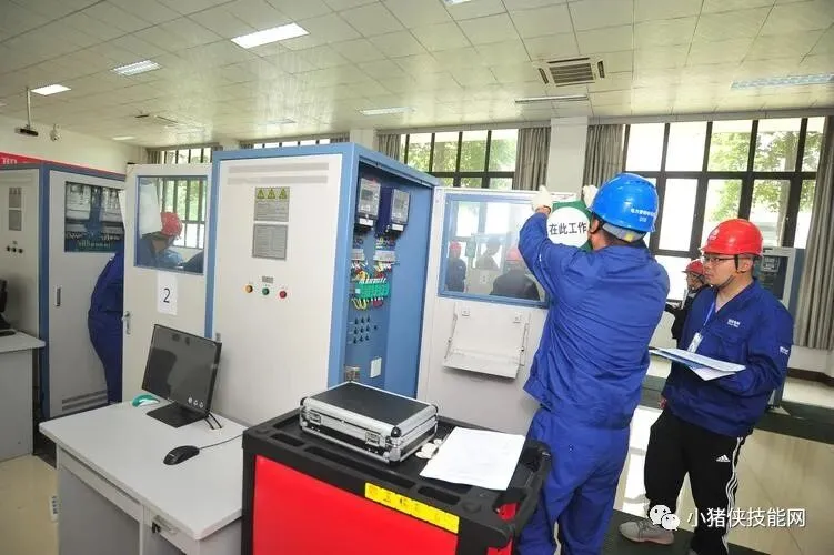 2026最新变电设备检修工模拟试卷(含答案) 第3张