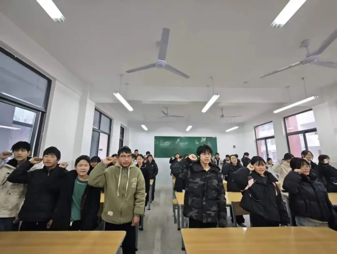 百日砺剑 逐梦中考——邢庄中学举行中考百日誓师大会 第14张