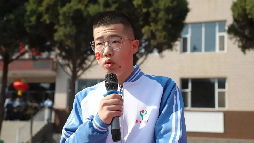 【校园动态】百日砺剑,决胜中考:英杰中学初三年级表彰大会圆满举行 第29张