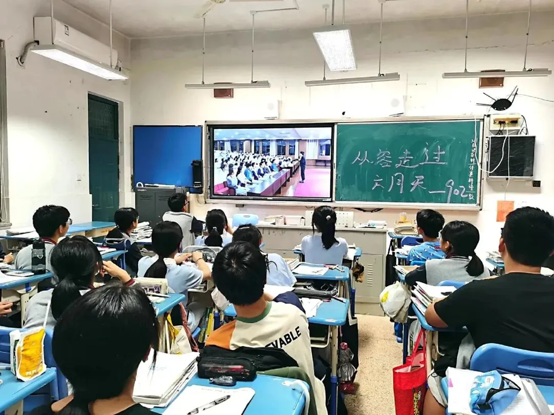 助力中考,为梦护航——记临平第一中学中考助力系列活动 第12张