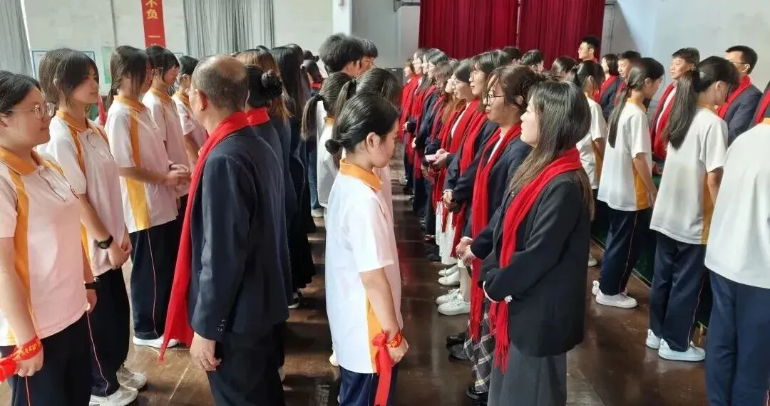 百日砺剑竞逐锋芒 英才逐梦决胜中考——漳州英才学校2026届百日誓师大会侧记 第39张