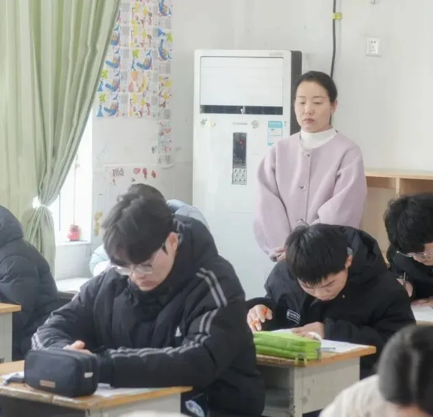 倒计时86天!高三全真模考启幕,以实战蓄力冲刺高考! 第17张