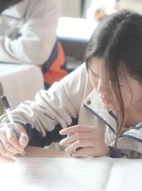 倒计时86天!高三全真模考启幕,以实战蓄力冲刺高考! 第26张