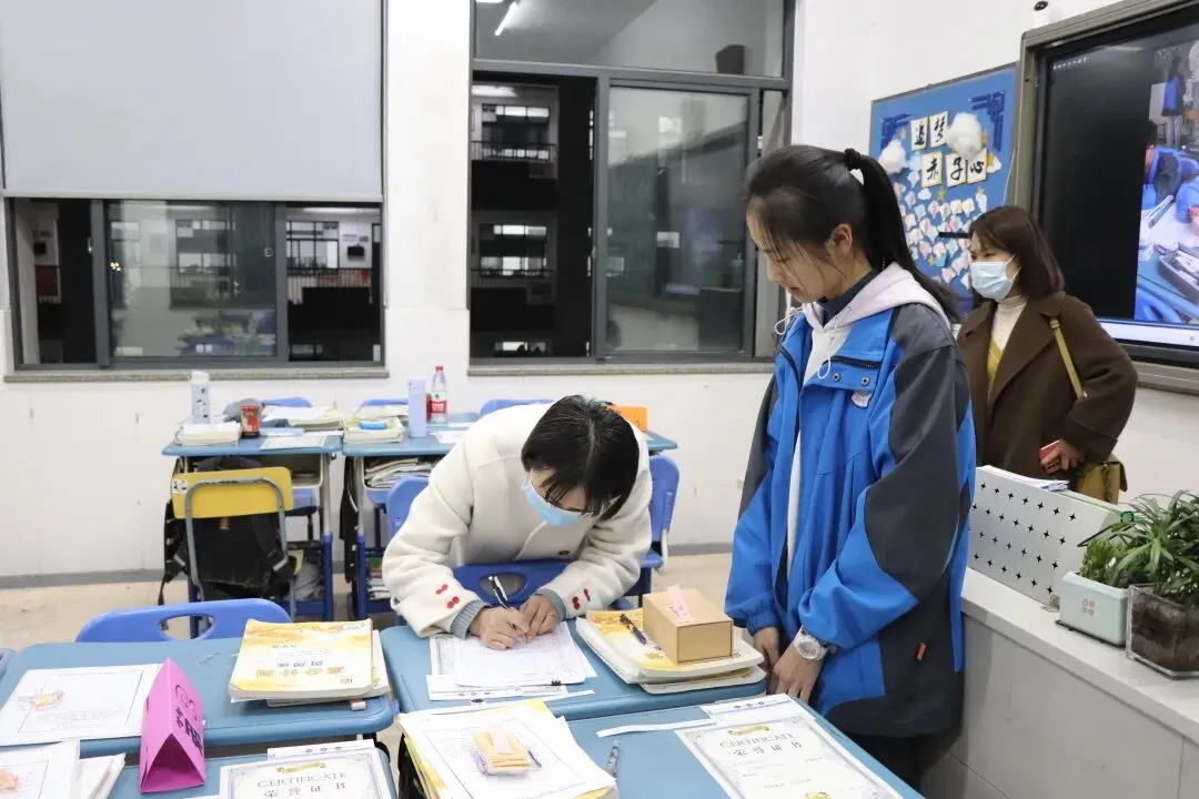 家校共育 冲刺中考——临平一中九年级家长会暨家长学校活动 第68张