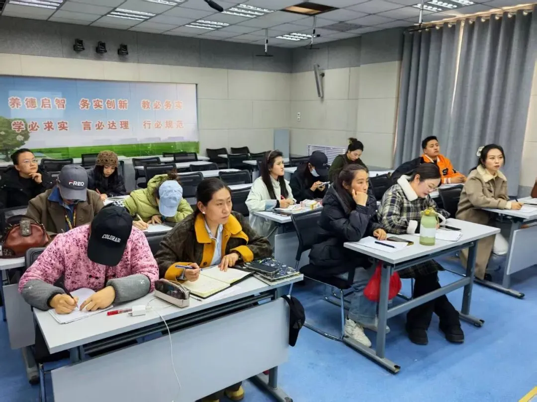 聚焦三年真题 共研备考策略 第3张