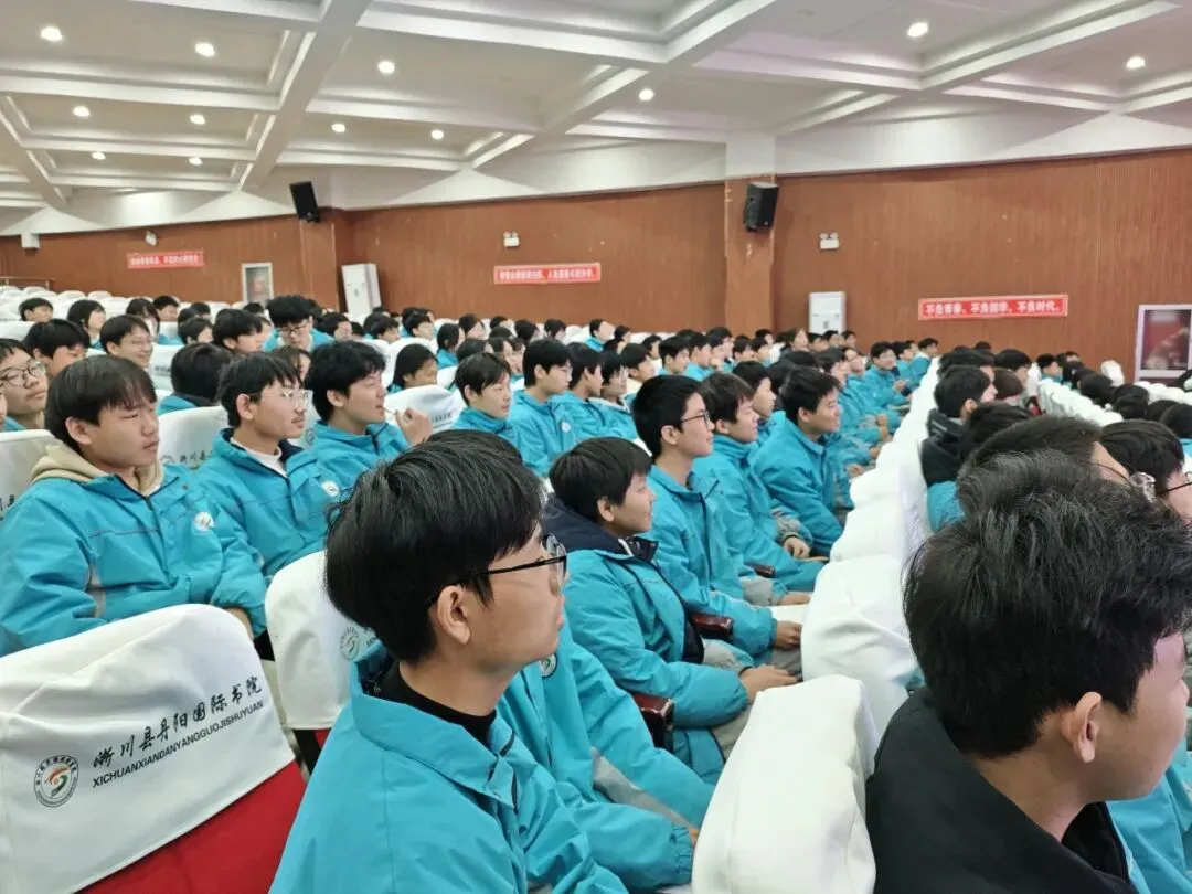 【提质控本年】“决战中考 百日圆梦”——淅川县丹阳书院小初部2026届百日冲刺誓师大会燃情举行! 第16张