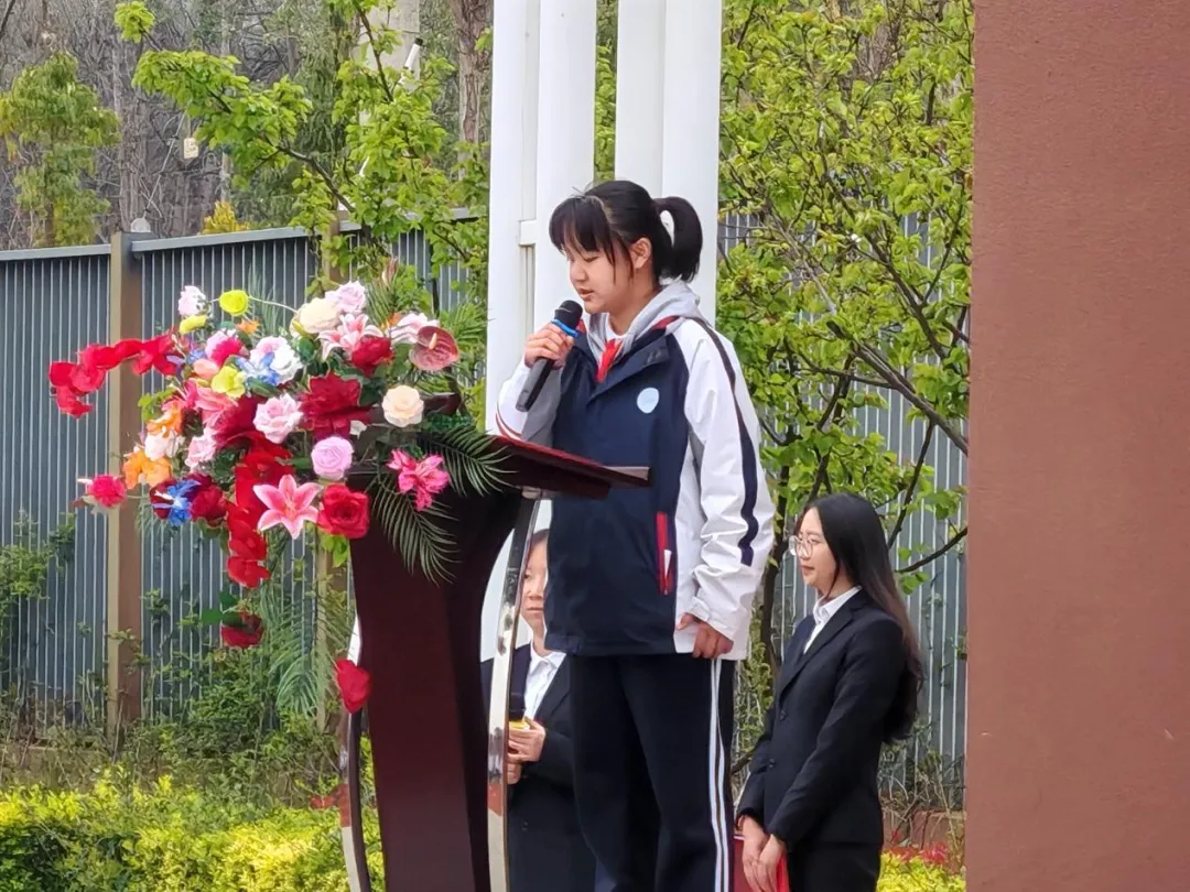 百日誓师燃斗志 逐梦中考启新程 | 昆明市官渡区星耀羊甫学校初二学子百日誓师大会圆满举行 第13张