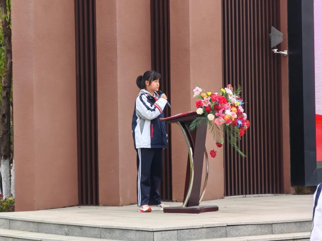 百日誓师燃斗志 逐梦中考启新程 | 昆明市官渡区星耀羊甫学校初二学子百日誓师大会圆满举行 第14张