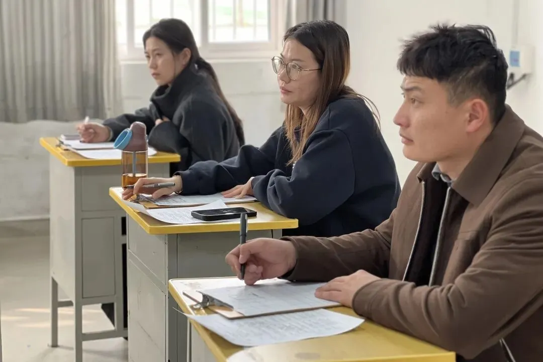 【实战模拟 护航高考】我校高三医学技术与护理专业举行技能 第15张