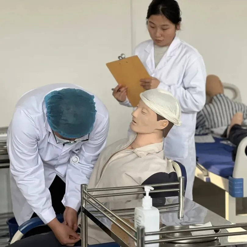 【实战模拟 护航高考】我校高三医学技术与护理专业举行技能 第16张