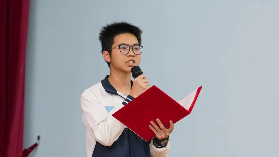 【容实动态】表彰先进树榜样,逐梦中考再出发 | 容桂实验学校九年级举行开学表彰大会 第11张