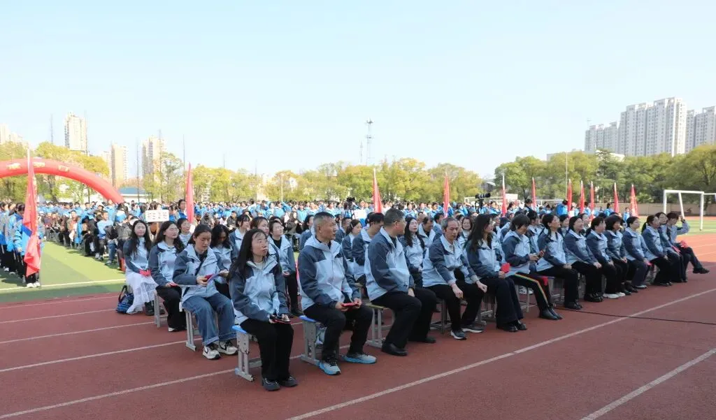 少年当立磨百日 以笔为剑赴中考——新钢中学中考百日冲刺誓师大会燃情启幕 第14张