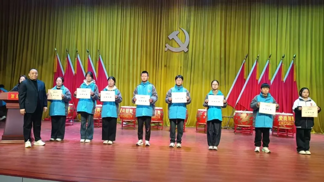 树榜样凝心聚力 战中考逐梦前行——润城中学2025年度学生表彰暨2026年冲刺誓师动员大会圆满举行 第10张