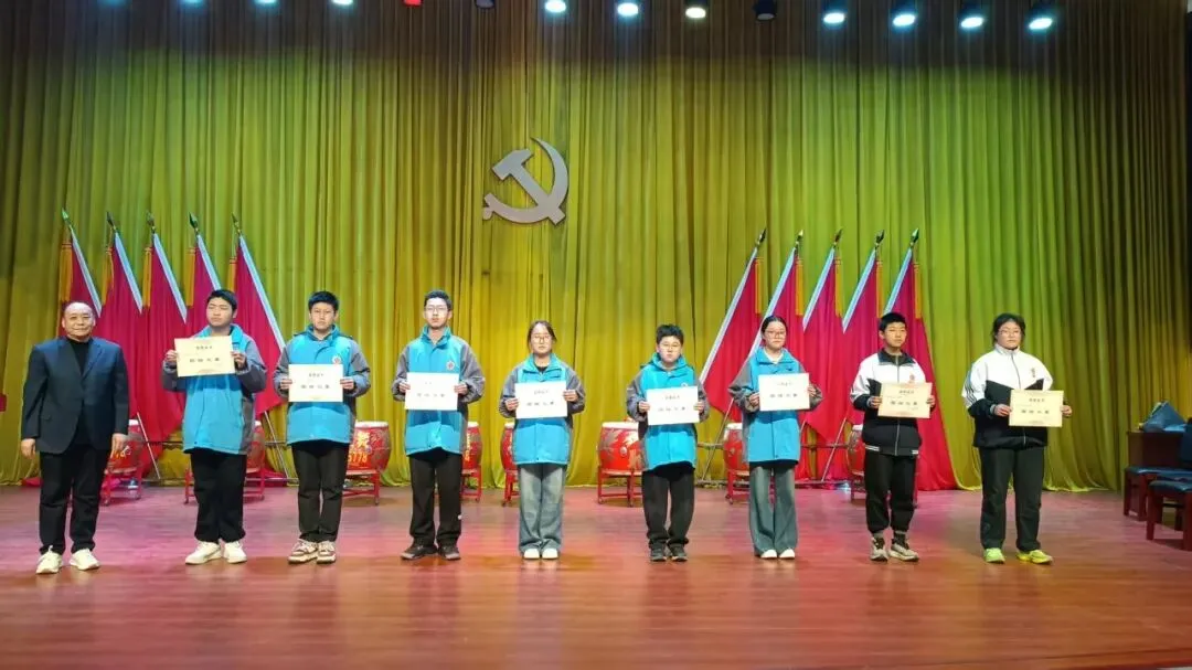 树榜样凝心聚力 战中考逐梦前行——润城中学2025年度学生表彰暨2026年冲刺誓师动员大会圆满举行 第16张