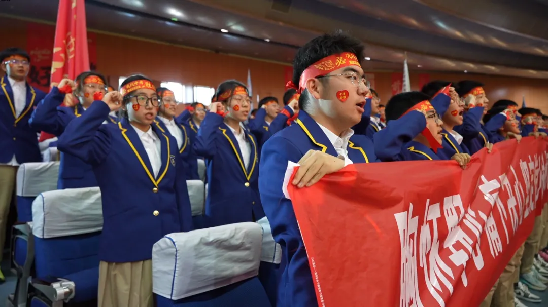 凤山学校初中部举行2026年中考百日誓师大会 第59张