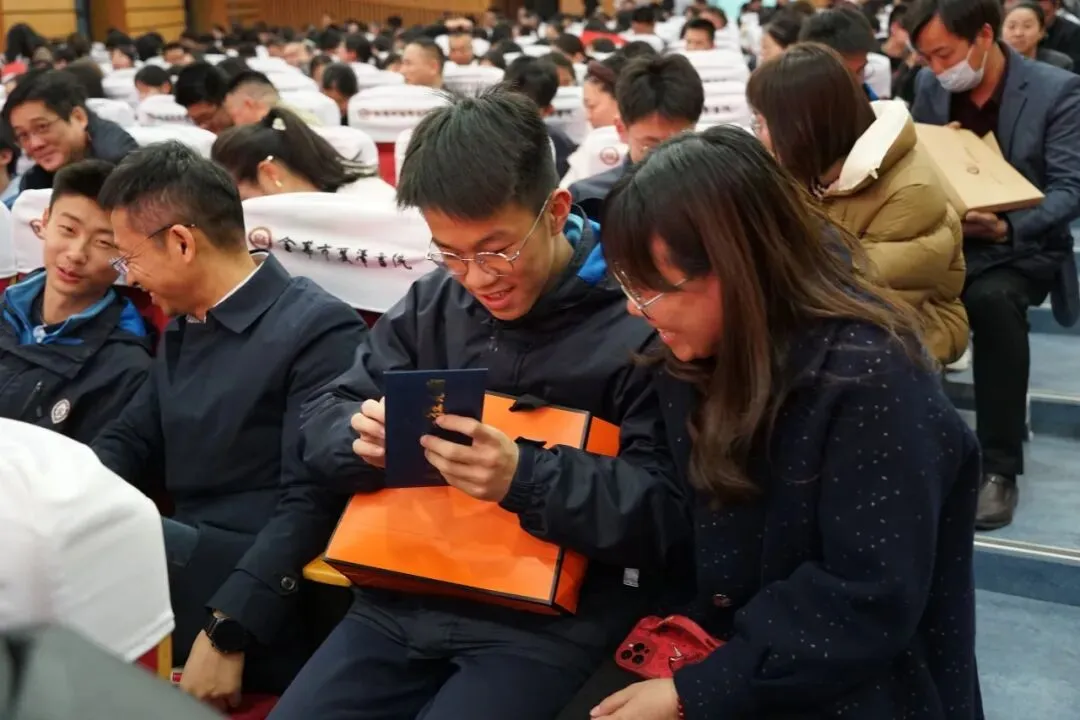 百日砺剑,誓创辉煌|丽泽中学2026届中考百日誓师大会圆满举行 第14张