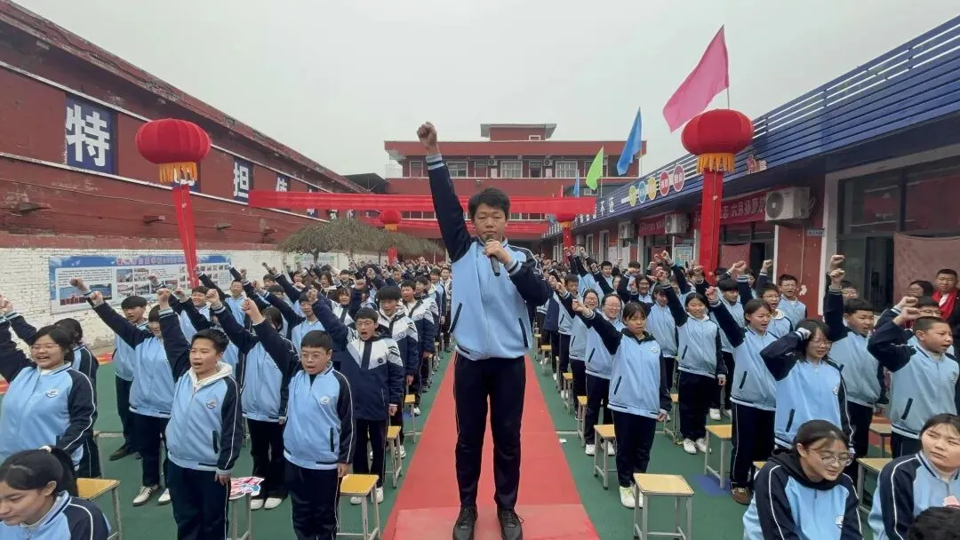 决战中考  梦想起航---霍州市向阳学校2026届中考百日誓师大会 第48张