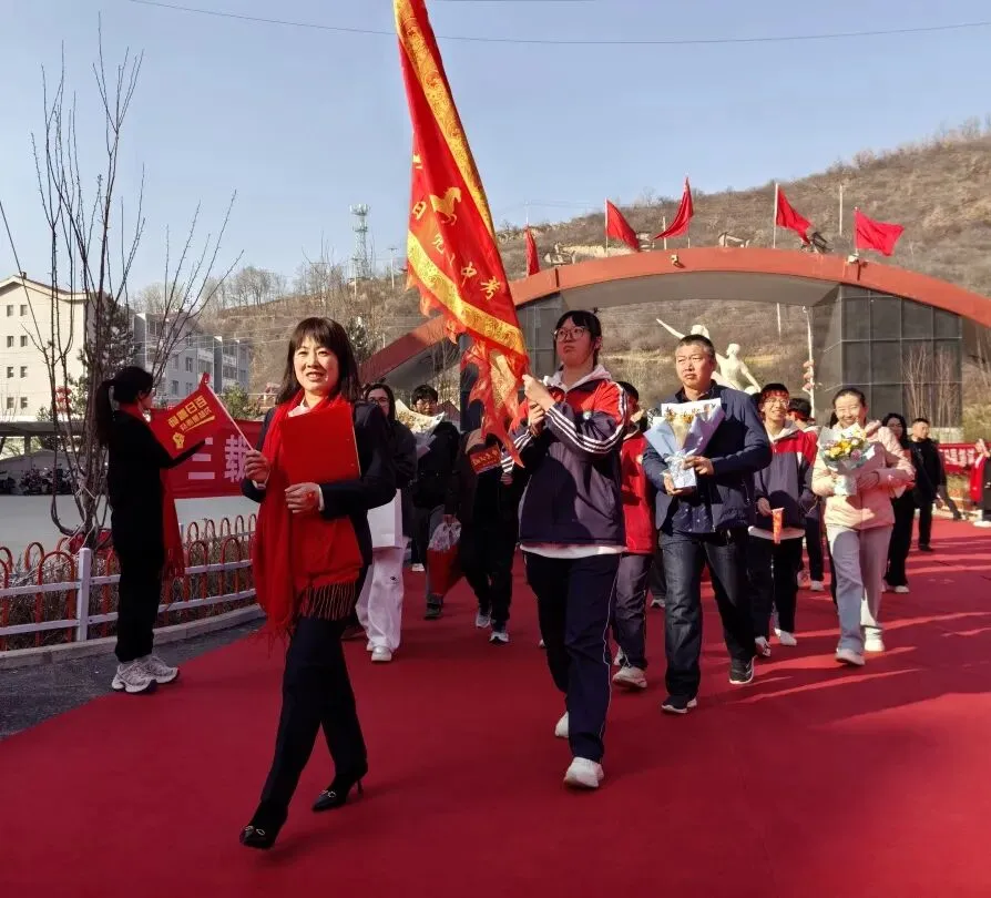 策马扬鞭 决胜未来——交口县第三中学校中考百日誓师大会 第24张