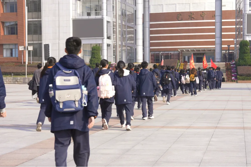 聚首华一高,誓师赴荣光|武汉小梅花学校中考百日誓师大会圆满举行 第55张