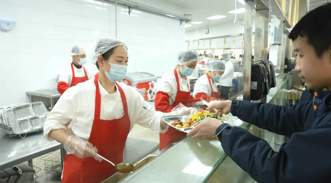 聚首华一高,誓师赴荣光|武汉小梅花学校中考百日誓师大会圆满举行 第91张