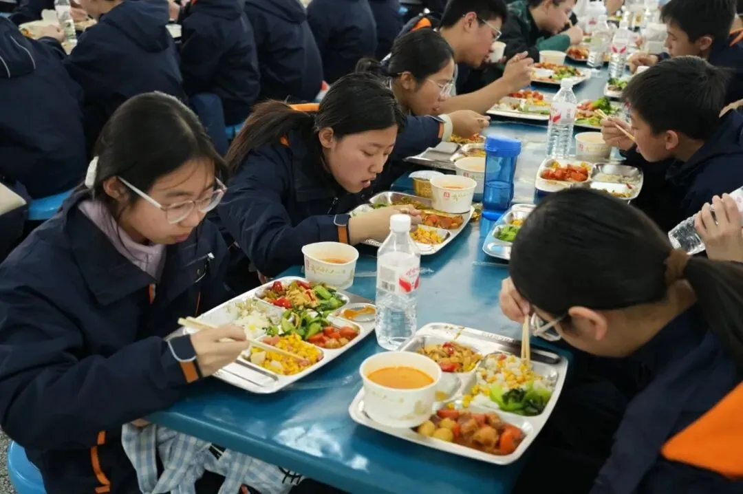 聚首华一高,誓师赴荣光|武汉小梅花学校中考百日誓师大会圆满举行 第93张