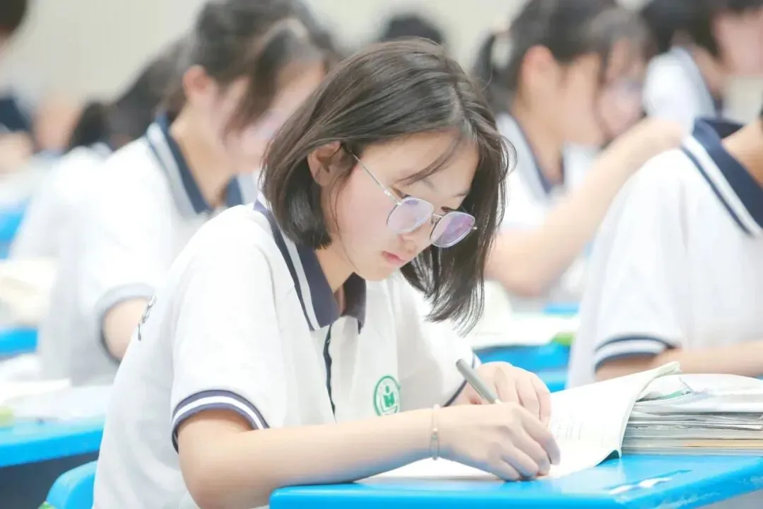 下一站,衡中 | 中考100天倒计时:愿向往,终成归属 第11张