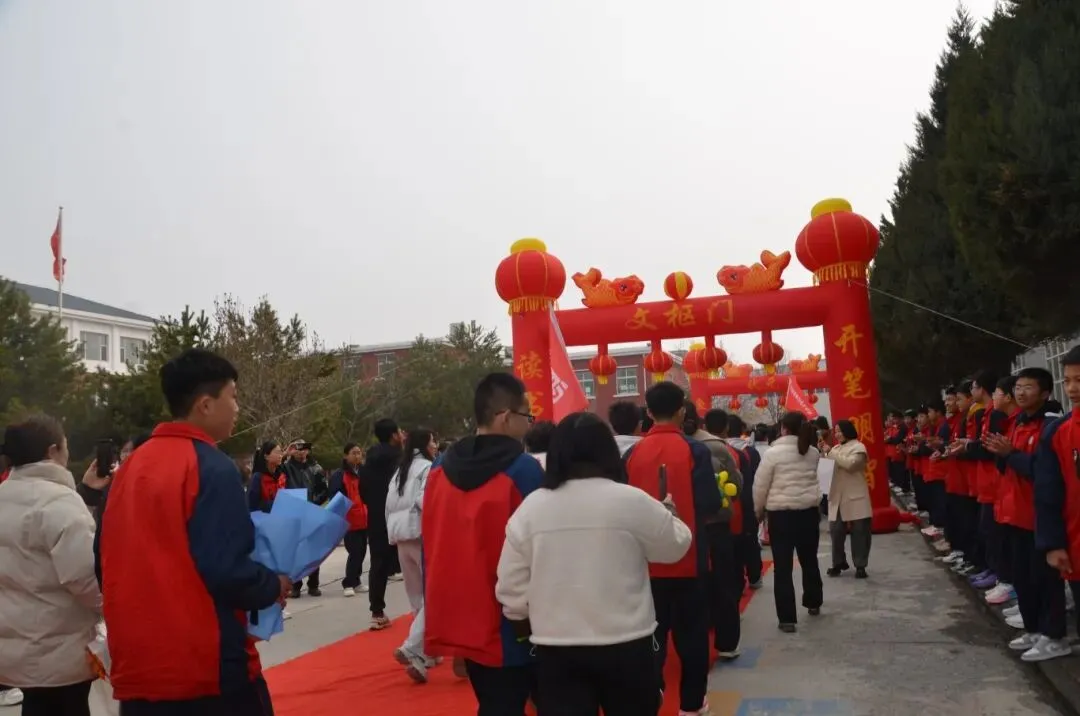 【师力成才 思贤实验】“百日冲刺,圆梦中考”——初三百日誓师大会 第29张