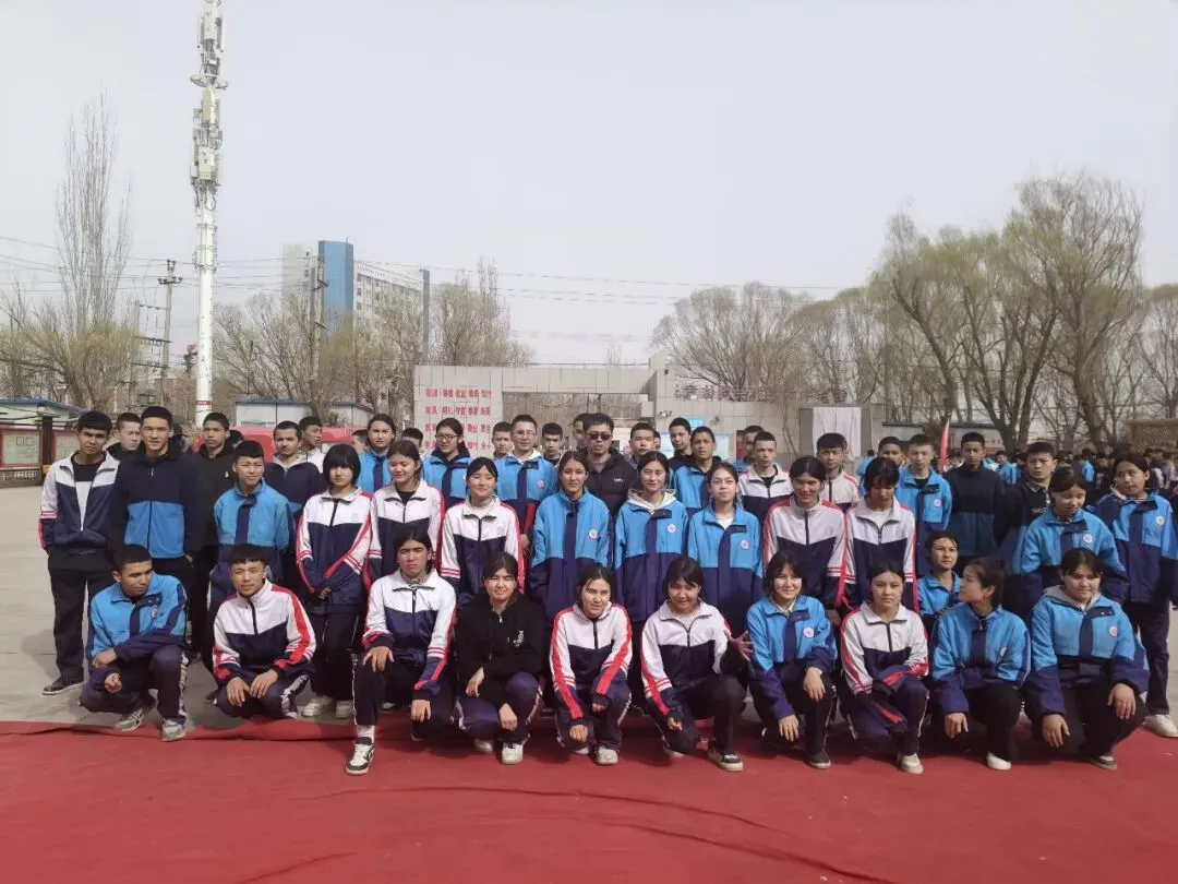 壮志凌云赴中考 青春逐梦正当时——库车市乌恰镇中学2026届九年级百日誓师大会圆满举行 第32张