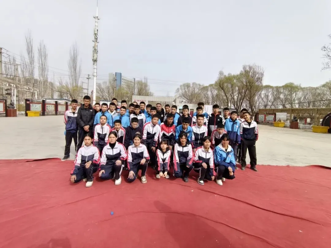 壮志凌云赴中考 青春逐梦正当时——库车市乌恰镇中学2026届九年级百日誓师大会圆满举行 第34张