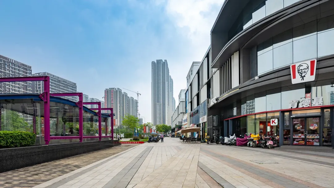 【品实云湖花城】配套中考六年霸的金广附,地铁学区房中的天花板,近期有少量特价现房笋盘单位,我们详细分析下其优缺点,附最新特价单位 第8张