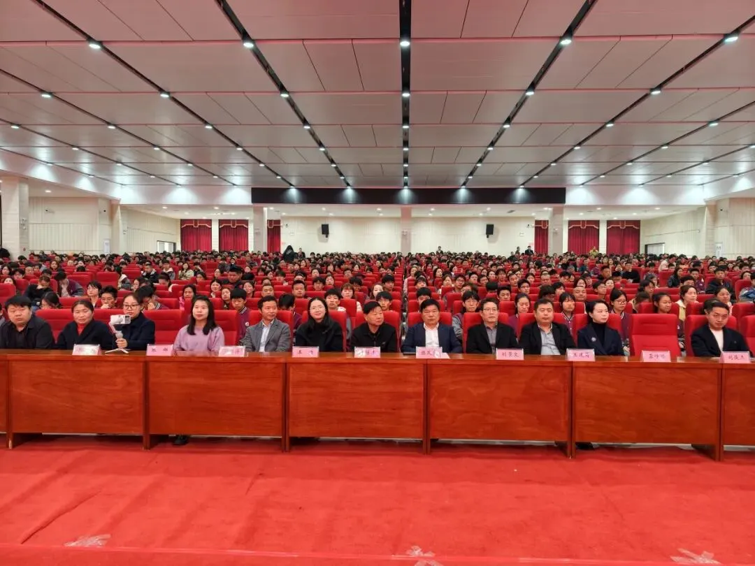 汉川外国语学校举行2026年中考百日誓师大会 第9张