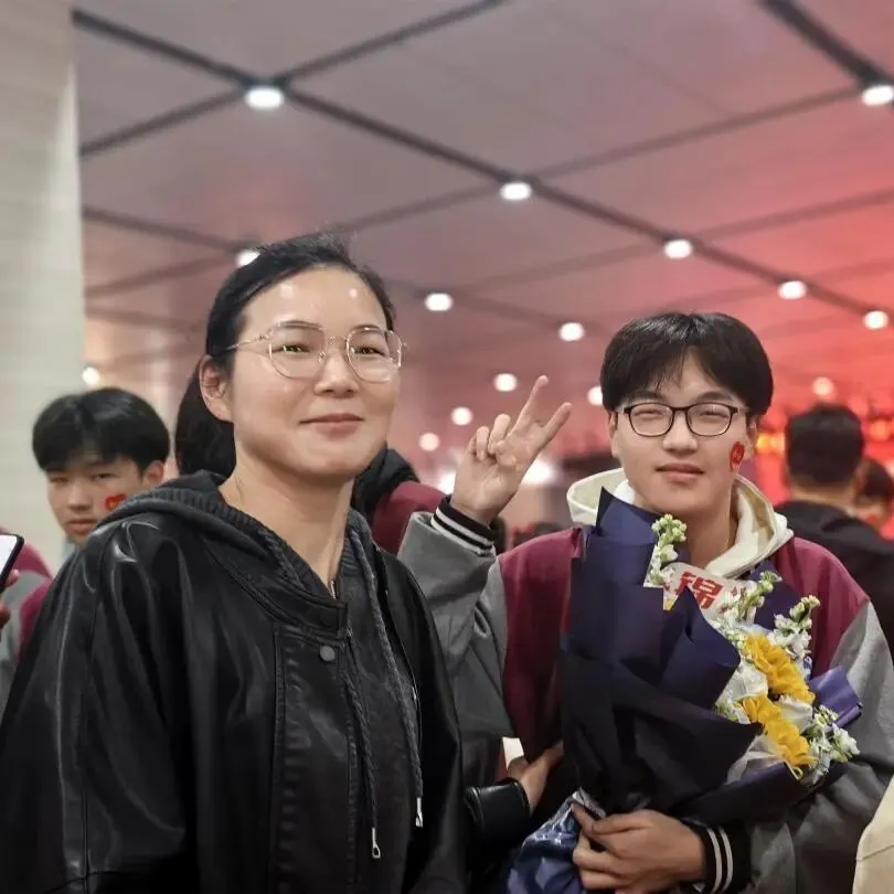 汉川外国语学校举行2026年中考百日誓师大会 第71张