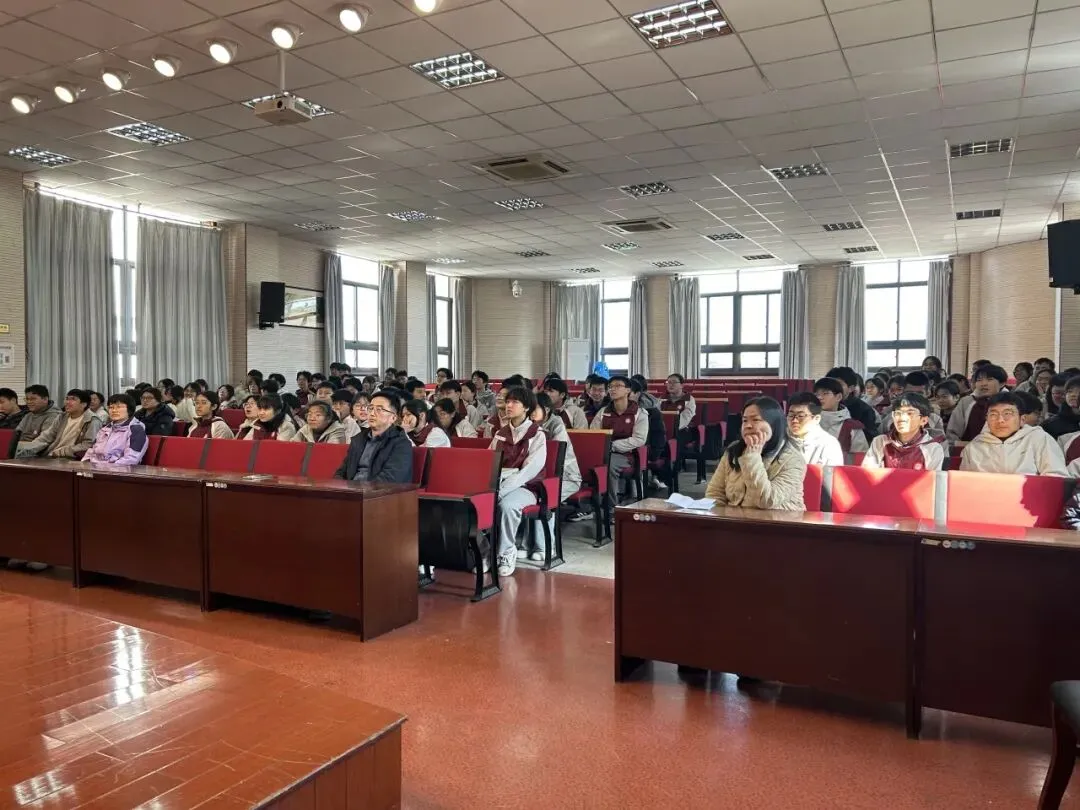 【尊荣营中】决战中考 不负韶华——南京市营防中学召开2026届体育、英语口语及艺术素质测试动员会 第4张