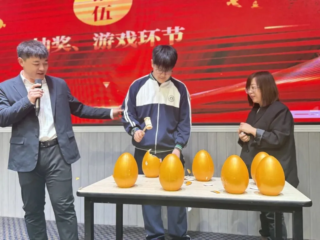 马踏青云赴中考 百日鏖战铸辉煌——文华学校初中部中考百日誓师大会圆满举行 第34张