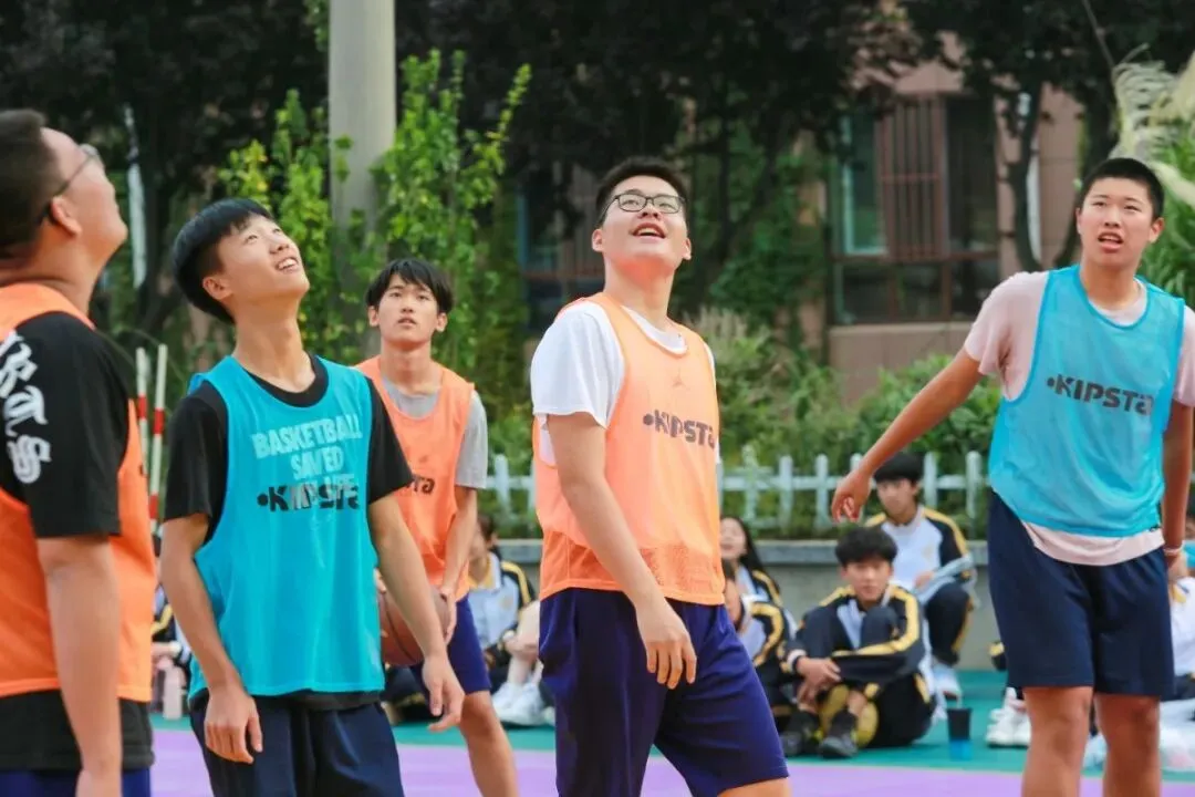 明日中考志愿填报,欢迎报考格兰德中学高中部 第22张 明日中考志愿填报,欢迎报考格兰德中学高中部 第22张