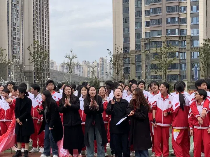 白云十中2026届中考百日誓师大会圆满举行:百日磨砺终成器,少年逐梦向未来 ——以青春之名,赴梦想之约! 第46张