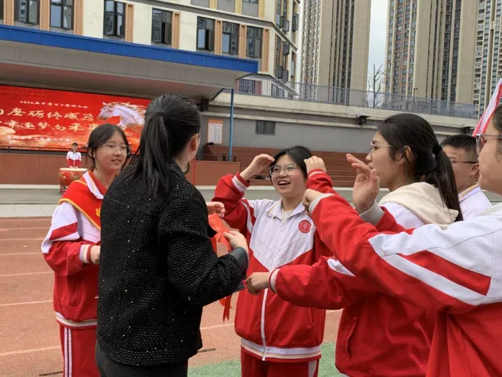 白云十中2026届中考百日誓师大会圆满举行:百日磨砺终成器,少年逐梦向未来 ——以青春之名,赴梦想之约! 第62张