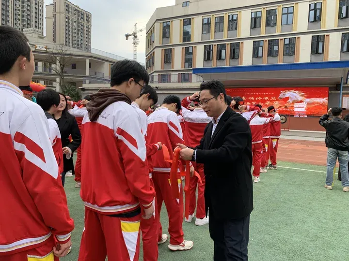 白云十中2026届中考百日誓师大会圆满举行:百日磨砺终成器,少年逐梦向未来 ——以青春之名,赴梦想之约! 第64张