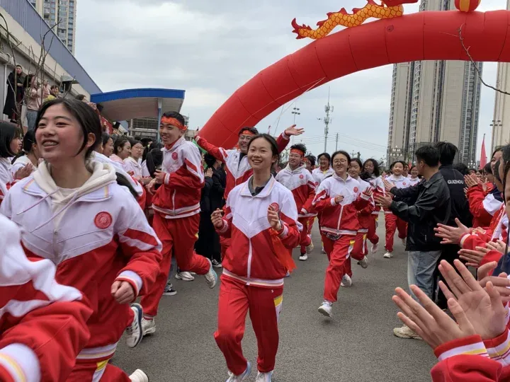 白云十中2026届中考百日誓师大会圆满举行:百日磨砺终成器,少年逐梦向未来 ——以青春之名,赴梦想之约! 第111张