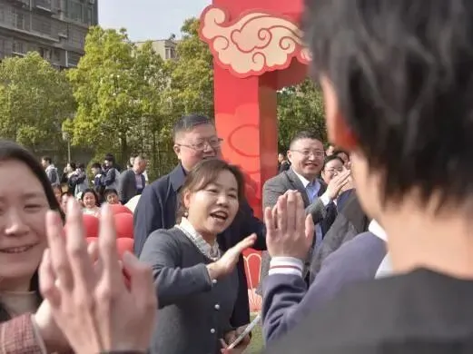 砺剑赴中考 逐梦启新程 | 万州一中初2026届中考誓师大会圆满举行 第67张 砺剑赴中考 逐梦启新程 | 万州一中初2026届中考誓师大会圆满举行 第67张